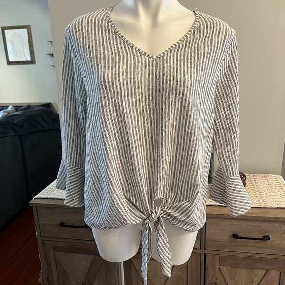 NY Collection grey and white striped top - Picture 2 of 5